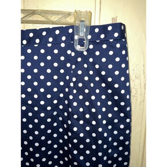 Alfred Dunner Pants Womens 24W Crop Pedal Pusher Capri Navy BluePolka Dot - Picture 5 of 10